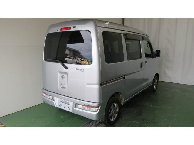 ハイゼットカーゴ 　４ＷＤ　ＡＴ車　テレビ／ナビ　バックカメラ　キ－レスエントリー　エアコン　パワステ　パワ－ウインドウ　エアバッグ　電動格納式ミラー　社外アルミホイール　ＡＢＳ（8枚目）