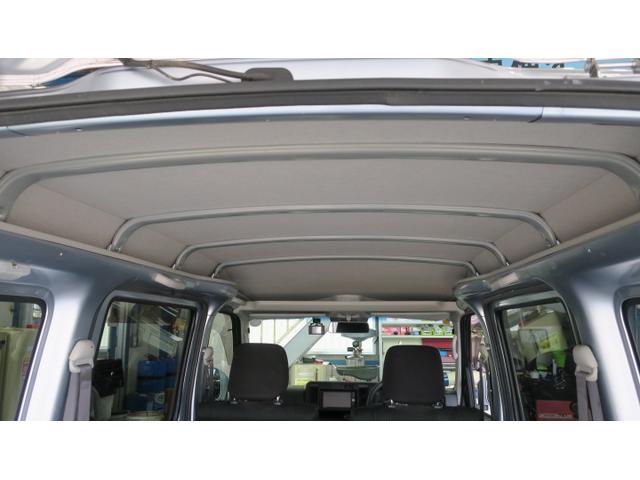 ハイゼットカーゴ 　４ＷＤ　ＡＴ車　テレビ／ナビ　バックカメラ　キ－レスエントリー　エアコン　パワステ　パワ－ウインドウ　エアバッグ　電動格納式ミラー　社外アルミホイール　ＡＢＳ（17枚目）