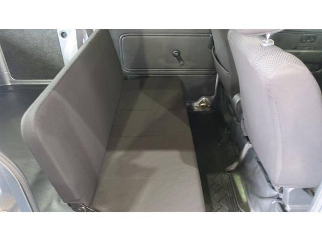 ハイゼットカーゴ 　４ＷＤ　ＡＴ車　テレビ／ナビ　バックカメラ　キ－レスエントリー　エアコン　パワステ　パワ－ウインドウ　エアバッグ　電動格納式ミラー　社外アルミホイール　ＡＢＳ（24枚目）