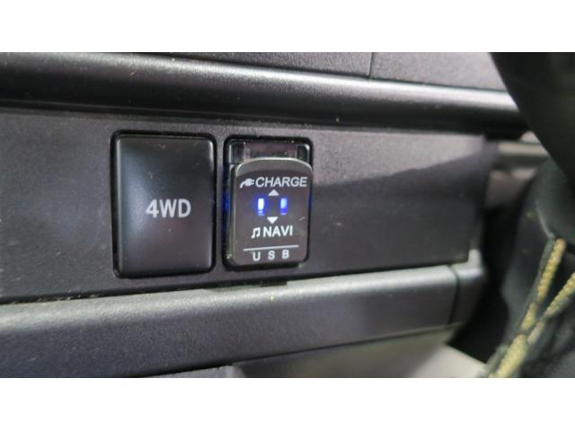 ハイゼットカーゴ 　４ＷＤ　ＡＴ車　テレビ／ナビ　バックカメラ　キ－レスエントリー　エアコン　パワステ　パワ－ウインドウ　エアバッグ　電動格納式ミラー　社外アルミホイール　ＡＢＳ（33枚目）