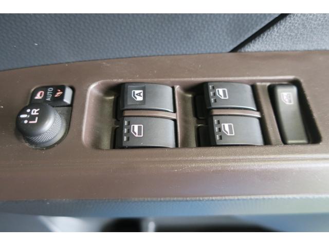 トール G SAII 両側パワスライドドア ナビ/テレビ バックカメラ スマートキー プッシュスタート エアコン パワステ 運転席エアバック 助手席エアバッグ パワーウィンドウ 電動格納式ミラー アイドリングストップ(24枚目)