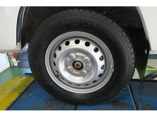 アクティトラック ＳＤＸ　４ＷＤ　エアコン　パワステ　ＡＢＳ　運転席エアバック荷台ランプ（16枚目）