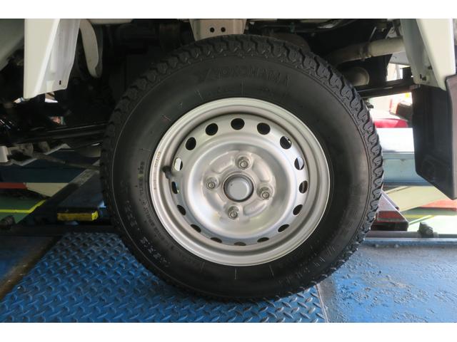 アクティトラック ＳＤＸ　４ＷＤ　エアコン　パワステ　ＡＢＳ　運転席エアバック荷台ランプ（17枚目）