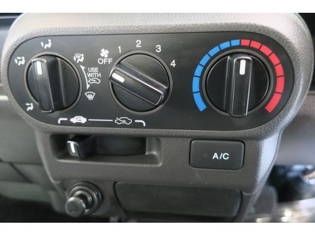アクティトラック ＳＤＸ　４ＷＤ　エアコン　パワステ　ＡＢＳ　運転席エアバック荷台ランプ（25枚目）