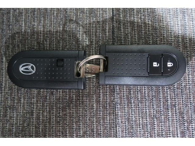 ミラトコット Ｇ　リミテッド　ＳＡＩＩＩ　ナビ／テレビ　全方位モニター　バックカメラ　シ－トヒ－タ－　スマートキー　スペアキー　プッシュスタート　エアコン　ＥＴＣ　電動格納式ミラー　運転席エアバック　助手席エアバッグ　パワーウィンドウ　ＡＢＳ（40枚目）