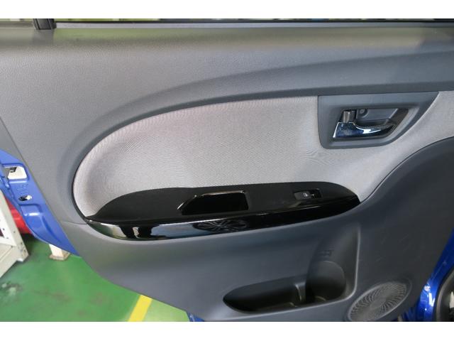 キャスト 　ナビ／テレビ　バックカメラ　キ－レスキ－　プッシュスタート　純正アルミホイール　運転席エアバック　助手席エアバッグ　パワーウィンドウ　プッシュスタート　エアコン　電動格納式ミラー　パワステ　ＥＴＣ（25枚目）