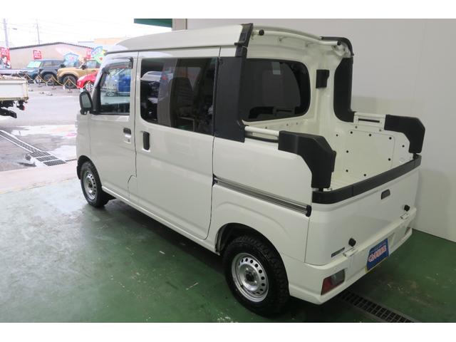 ハイゼットカーゴ デッキバンＬ　４ＷＤ　衝突被害軽減ブレーキ　エアコン　パワステ　パワ－ウインド　エアバッグ　ＡＢＳ　ＥＴＣ（9枚目）