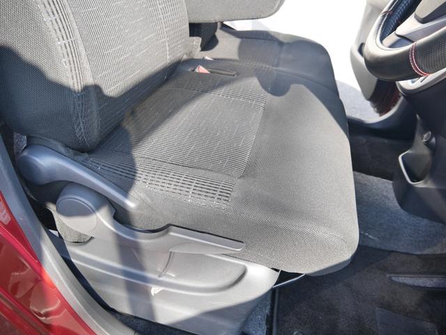 ムーヴ カスタム　Ｘ　ＶＳスマートセレクションＳＡ　禁煙車　スマートキー　Ｂｌｕｅｔｏｏｔｈ　ナビ　テレビ　ＤＶＤ視聴　ＬＥＤヘッドライト　衝突被害軽減ブレーキ　記録簿　自社工場整備付き　整備保証　室内クリーニング　オゾン脱臭（13枚目）