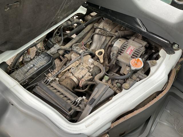 ミニキャブトラック Ｖタイプ　４ＷＤ　５ＭＴ　ドアバイザー　エアコン　クーラー（17枚目）