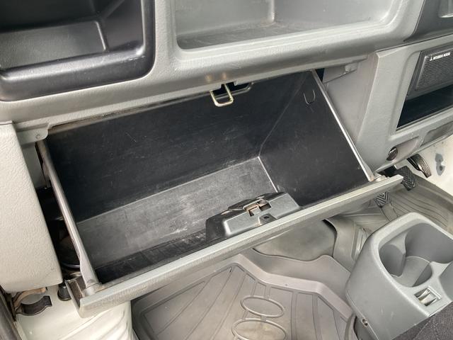 ミニキャブトラック Ｖタイプ　４ＷＤ　５ＭＴ　ドアバイザー　エアコン　クーラー（35枚目）