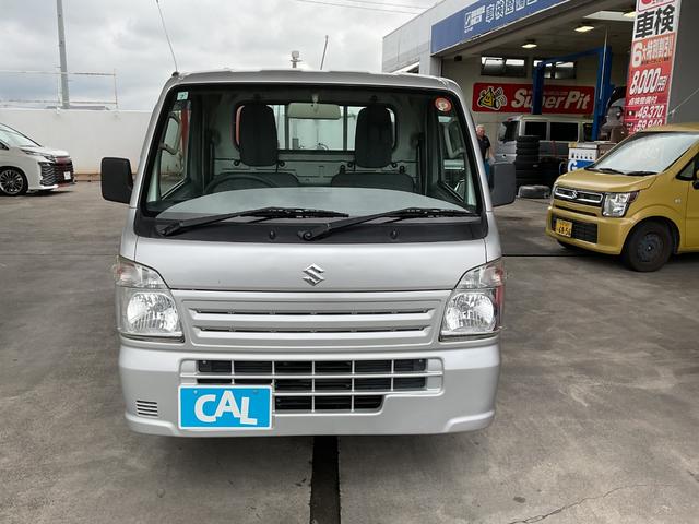 キャリイトラック 農繁スペシャル　５ＭＴ　４ＷＤ　パワーステアリング　エアコン　クーラー　運転席エアバック（3枚目）