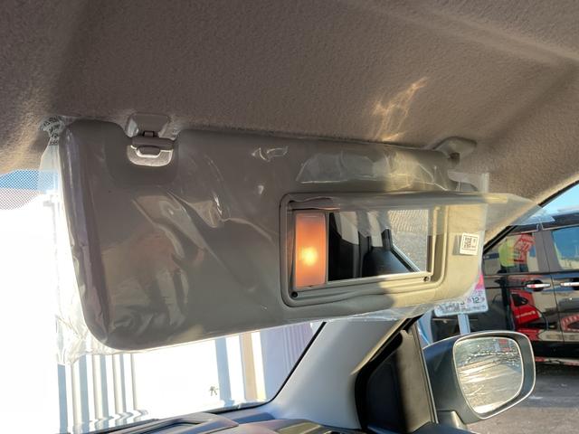 フロンクス ベースグレード 純正アルミホイール ディスプレイオーディオ MTモード シートヒーター バックカメラ フロントカメラ スマートキー アイドリングストップ クルーズコントロール 障害物センサー(41枚目)