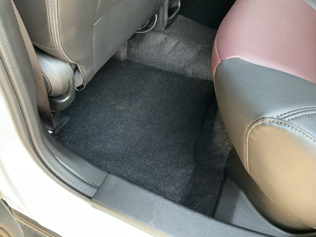 フロンクス ベースグレード 純正アルミホイール ディスプレイオーディオ MTモード シートヒーター バックカメラ フロントカメラ スマートキー アイドリングストップ クルーズコントロール 障害物センサー(56枚目)