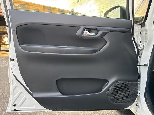 ムーヴ Ｘリミテッド　ＳＡＩＩＩ　純正ナビ（Ｂｌｕｅｔｏｏｔｈ・ＴＶ）　ＥＴＣ　運転席シートヒーター　スマートアシスト　バックカメラ　プッシュスタート　オートエアコン　電動格納ミラー　オートライト　ＡＢＳ　車検整備付　スマートキー（19枚目）