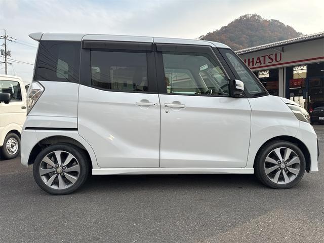 ｅＫスペースカスタム カスタムＴ　アラウンドビュー　ターボ　純正ナビ　両側電動スライドドア　純正アルミホイール　リアサーキュレーター　オートエアコン　オートライト　ＨＩＤヘッドライト　プッシュスタート　スマートキー　電動格納ミラー（4枚目）