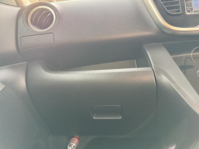 ｅＫスペースカスタム カスタムＴ　アラウンドビュー　ターボ　純正ナビ　両側電動スライドドア　純正アルミホイール　リアサーキュレーター　オートエアコン　オートライト　ＨＩＤヘッドライト　プッシュスタート　スマートキー　電動格納ミラー（30枚目）