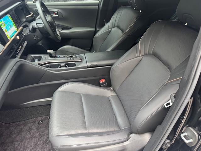 クラウンクロスオーバー Gレザーパッケージ(12枚目)