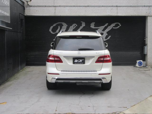 Mクラス ML350 ブルーテック 4マチック(3枚目)