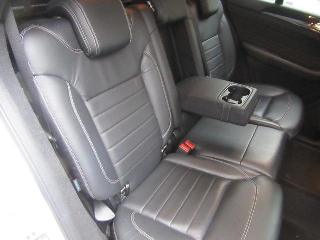 Mクラス ML350 ブルーテック 4マチック(13枚目)