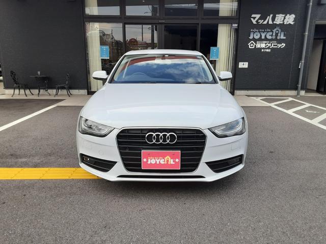 Ａ４ ２．０ＴＦＳＩ　メーカーナビ／Ｂモニター／パドルシフト／ステアリングスイッチ／プッシュスタート／パワーシート助手席／シートヒーター／１８インチＢＢＳ／アルミホイール／クリアランスソナーＦＲ（2枚目）