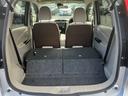 後席を倒せばさらに広いスペースの出来上がり♪長い荷物も載せやすくなります！