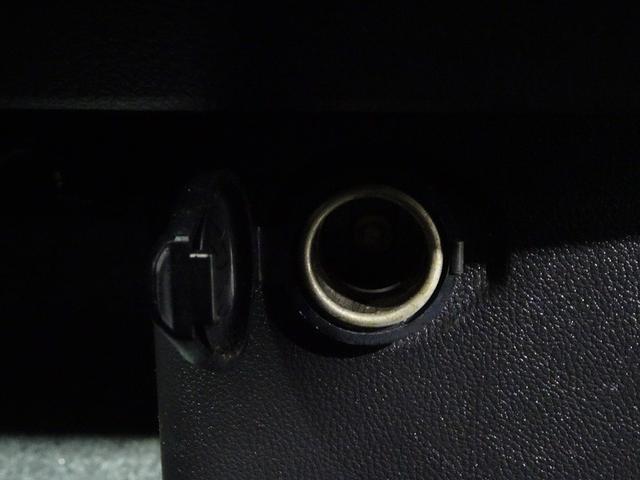 アシストグリップがスムーズな乗り降りをサポートします。