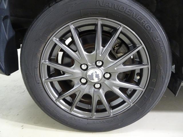 シエンタ G 4WD フルセグ メモリーナビ DVD再生 バックカメラ 衝突被害軽減システム ETC 両側電動スライド LEDヘッドランプ 乗車定員6人 3列シート ワンオーナー 記録簿(4枚目)