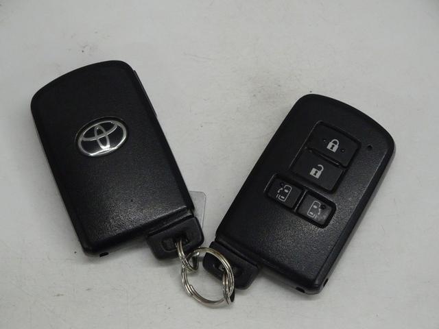 シエンタ G 4WD フルセグ メモリーナビ DVD再生 バックカメラ 衝突被害軽減システム ETC 両側電動スライド LEDヘッドランプ 乗車定員6人 3列シート ワンオーナー 記録簿(39枚目)