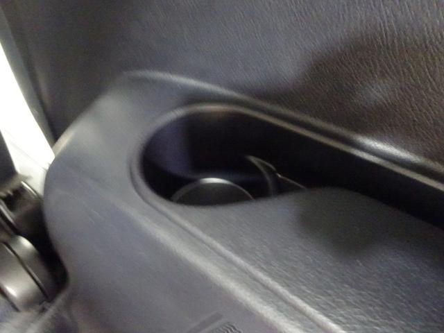 �T�[�h�V�[�g�p�̃J�b�v�z���_�[�ł��B