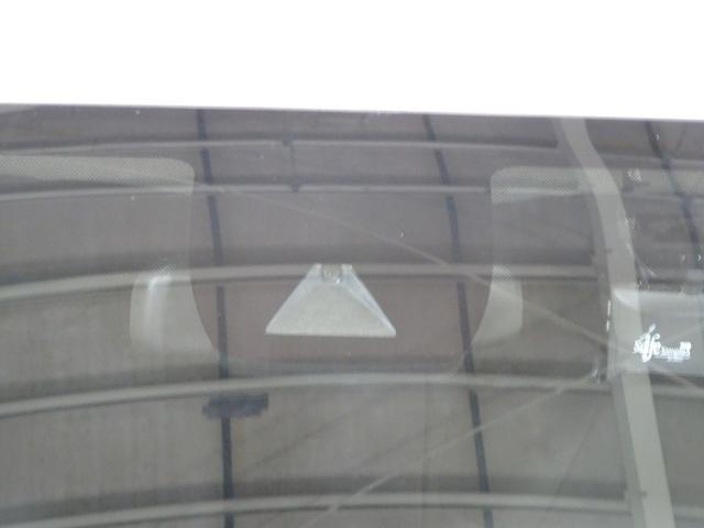 カローラツーリング ハイブリッド　Ｓ　メモリーナビ　バックカメラ　衝突被害軽減システム　ＥＴＣ　ドラレコ　ＬＥＤヘッドランプ　ワンオーナー　記録簿（6枚目）