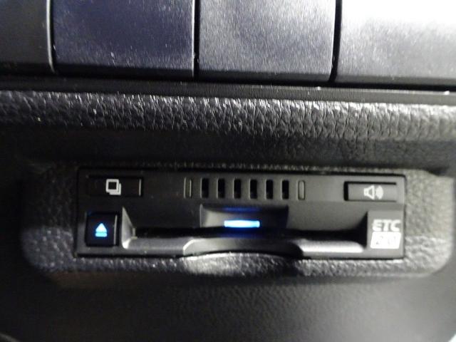 カローラツーリング ハイブリッド　Ｓ　メモリーナビ　バックカメラ　衝突被害軽減システム　ＥＴＣ　ドラレコ　ＬＥＤヘッドランプ　ワンオーナー　記録簿（12枚目）