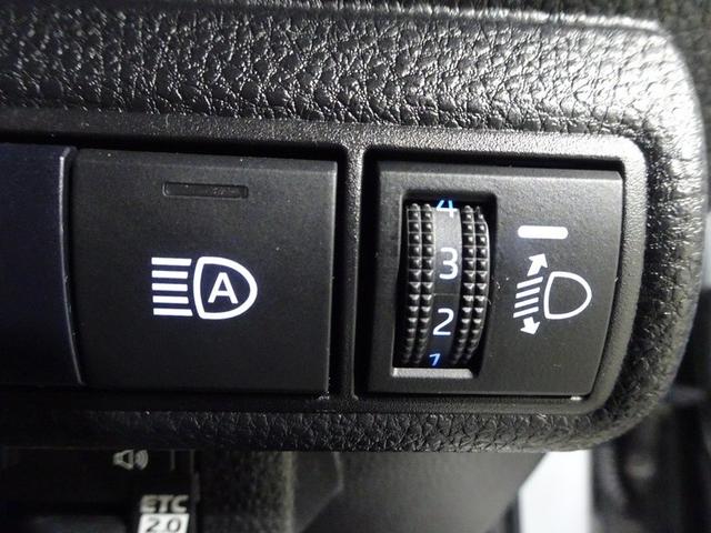 カローラツーリング ハイブリッド　Ｓ　メモリーナビ　バックカメラ　衝突被害軽減システム　ＥＴＣ　ドラレコ　ＬＥＤヘッドランプ　ワンオーナー　記録簿（29枚目）