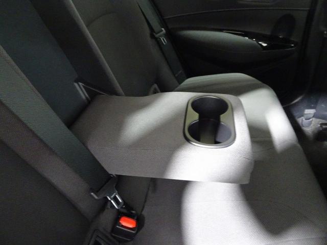 カローラツーリング ハイブリッド　Ｓ　メモリーナビ　バックカメラ　衝突被害軽減システム　ＥＴＣ　ドラレコ　ＬＥＤヘッドランプ　ワンオーナー　記録簿（35枚目）