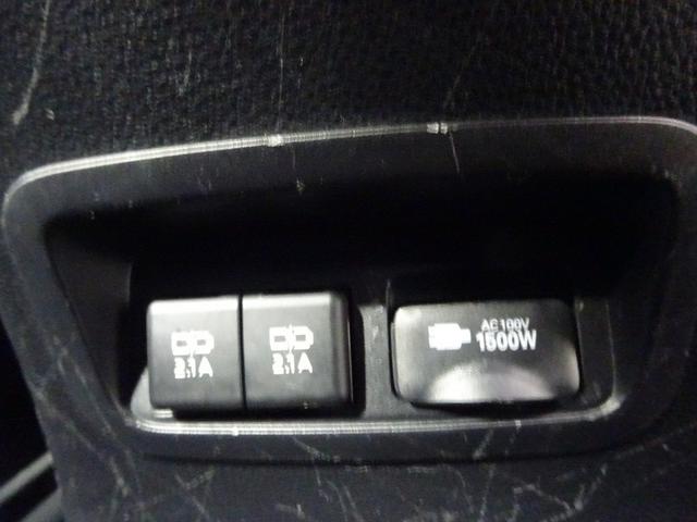 カローラツーリング ハイブリッド　Ｓ　メモリーナビ　バックカメラ　衝突被害軽減システム　ＥＴＣ　ドラレコ　ＬＥＤヘッドランプ　ワンオーナー　記録簿（36枚目）