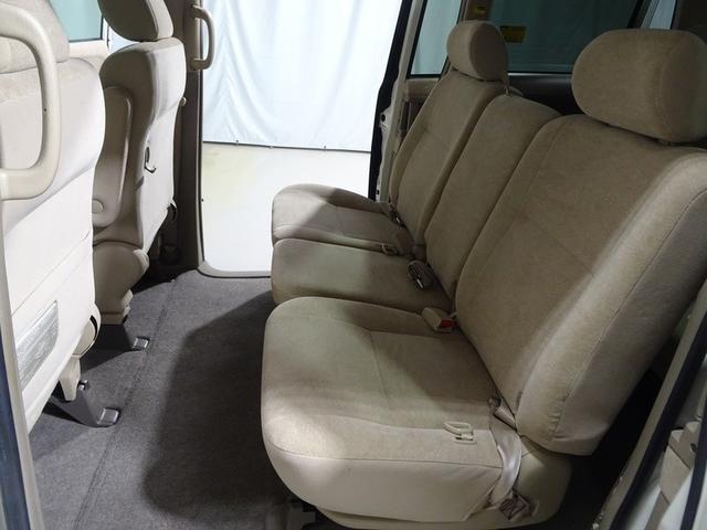 ノア Ｘ　スペシャルエディション　トヨタ認定中古車　一年間保証付　ワンセグ　ＤＶＤナビ　ＥＴＣ　キーレスエントリー　オートエアコン　シガーライター　電動格納ミラー　両側電動スライドドア　ＨＩＤヘッドライト　スペアタイヤ　ＡＢＳ（11枚目）