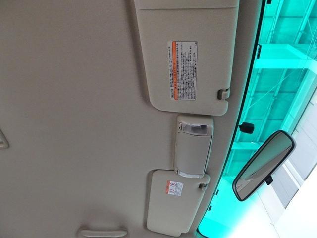 ノア Ｘ　スペシャルエディション　トヨタ認定中古車　一年間保証付　ワンセグ　ＤＶＤナビ　ＥＴＣ　キーレスエントリー　オートエアコン　シガーライター　電動格納ミラー　両側電動スライドドア　ＨＩＤヘッドライト　スペアタイヤ　ＡＢＳ（23枚目）