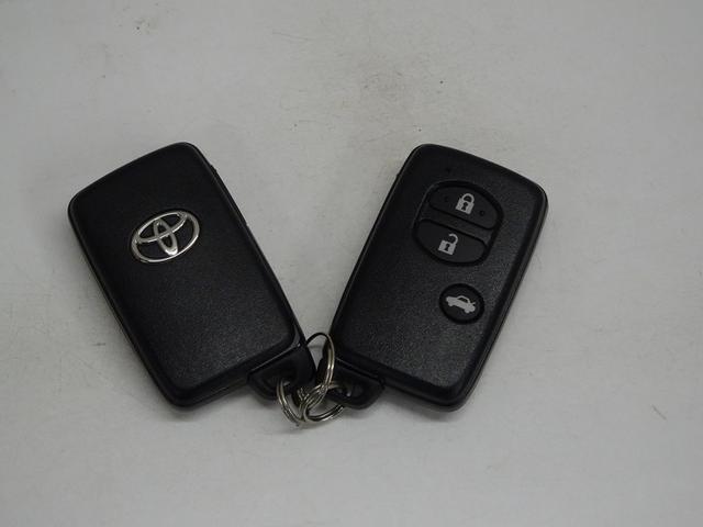 カローラアクシオ ハイブリッドG ダブルバイビー フルセグ メモリーナビ DVD再生 バックカメラ 衝突被害軽減システム ETC ドラレコ LEDヘッドランプ ワンオーナー 記録簿(39枚目)