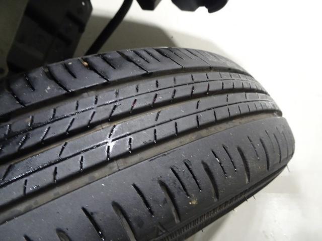 �^�]�ȃV�[�g�͏㉺�A�W���X�^�[�t���ŁA�œK�̃h���C�r���O�|�W�V�����ɍ��킹�₷���Ȃ��Ă��܂��B