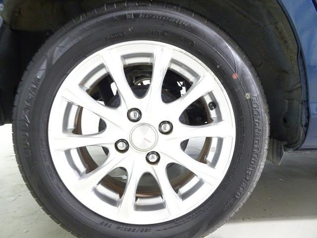 ルーミー Ｘ　Ｓ　トヨタ認定中古車　一年間保証付　ＣＤチューナー　ミュージックプレイヤー接続可　衝突被害軽減システム　オートハイビーム　スマートキー　アクセサリーソケット　片側パワースライドドア　社外アルミ（6枚目）