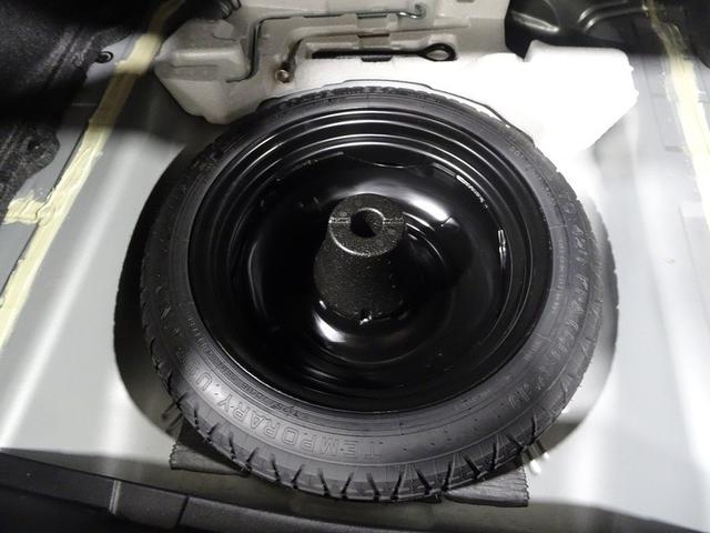 ���S�̃X�y�A�^�C���t���B�p���N���ȂǂɁA�����^�C�����������đ��s�o���܂��B