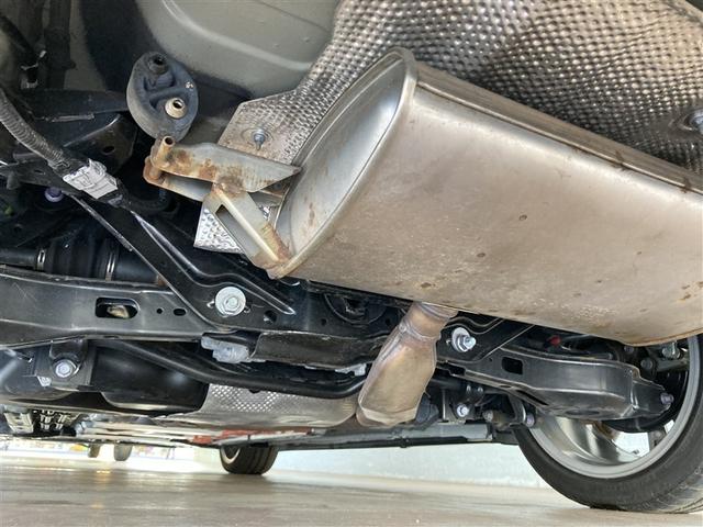 カローラツーリング ハイブリッド　ダブルバイビー　４ＷＤ　フルセグ　メモリーナビ　ミュージックプレイヤー接続可　バックカメラ　衝突被害軽減システム　ＥＴＣ　ドラレコ　ＬＥＤヘッドランプ　ワンオーナー　フルエアロ　記録簿（35枚目）