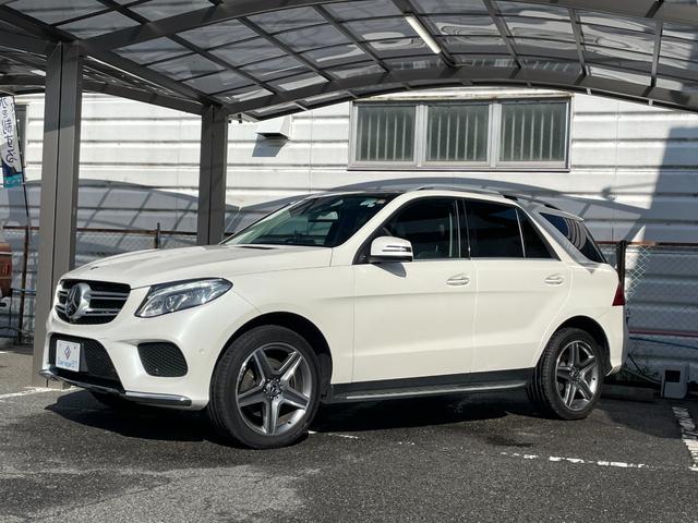 ＧＬＥ３５０ｄ　４マチックスポーツ　サンルーフ　黒革シート　純正ナビ　全周囲カメラ　シートヒーター　クルーズコントロール　パワーバックドア　スマートキー　ＥＴＣ　４ＷＤ　前後クリアランスソナー(8枚目)