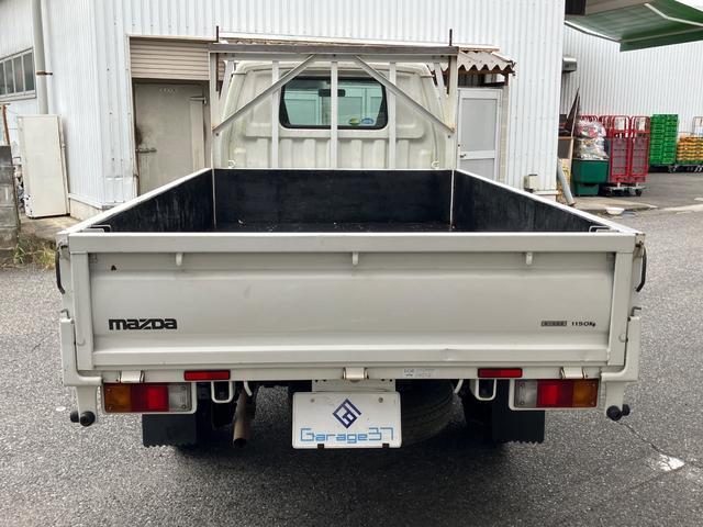 ボンゴトラック ＤＸ　シングルワイドロー　ロング　積載量１１５０ｋｇ　２ＷＤ　オートマ車　荷台板張り　エアコン　パワステ　パワーウィンドウ　ラジオ　Ｗエアバッグ（17枚目）