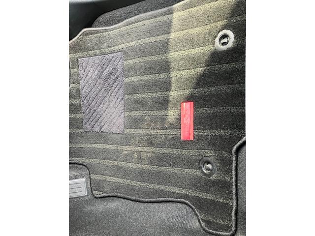 ハリアー プログレス　純正ナビ　サンルーフ　全方位カメラ　ＥＴＣ　パワーバックドア　ターボ　純正アルミホイール　ワンオーナー　スマートキー　パワーシート　ＬＥＤヘッドライト　Ｂｌｕｅｔｏｏｔｈ（53枚目）