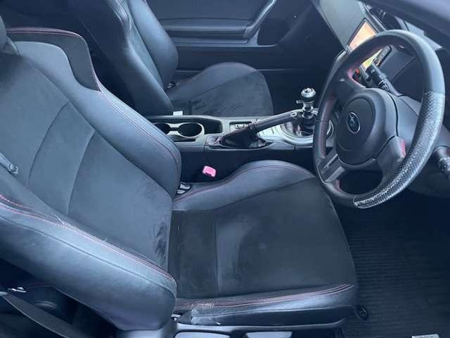 BRZ S AW17インチ シートヒーター ローダウン MT6速 スマートキー フルセグTV BT CD/DVD再生(9枚目)