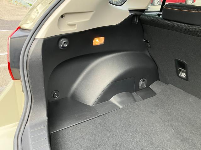 XV 2.0i アイサイト プラウドエディション スマートキー ワンオーナー 電動格納ミラー オートクルーズコントロール レーンアシスト オートライト パワーシート ドライブレコーダー CD/DVD再生 ブルートゥース接続(31枚目)