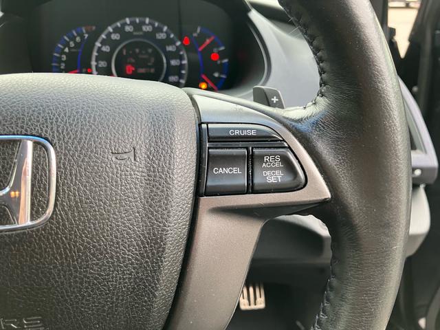 オデッセイ アブソルート　パドルシフト　クルーズコントロール　ハーフレザー　全方位カメラ　ＥＴＣ　ワンセグ　ＣＤ／ＤＶＤ再生　ＭＴモード　スマートキー　３列シート（28枚目）