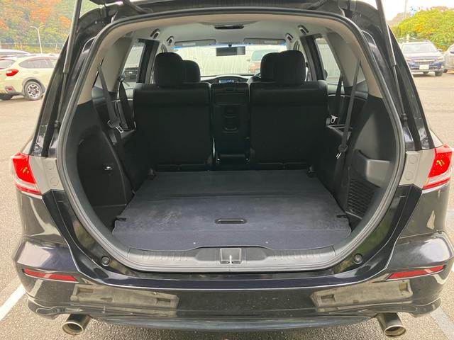 オデッセイ アブソルート　パドルシフト　クルーズコントロール　ハーフレザー　全方位カメラ　ＥＴＣ　ワンセグ　ＣＤ／ＤＶＤ再生　ＭＴモード　スマートキー　３列シート（52枚目）