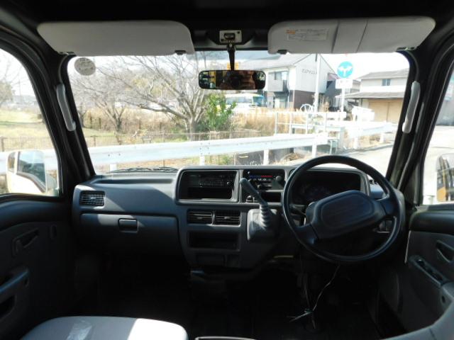 サンバーバン トランスポーター　グレードアップパッケージ　オールペイント・社外ホイール・オートマ（9枚目）