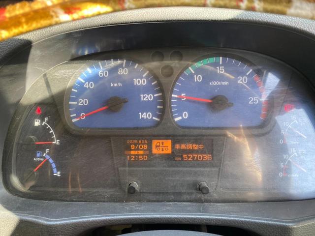 クオン 　４段クレーン付き　ラジコン有　リヤカメラ　ナビ　ＴＶ　ブルートゥース　ドラレコ（39枚目）